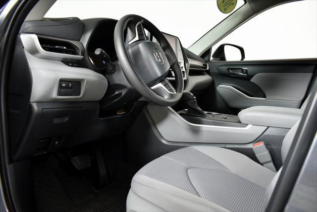 used 2023 Toyota Highlander car, priced at $39,488