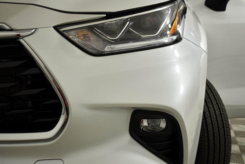 used 2024 Toyota Highlander car, priced at $47,499