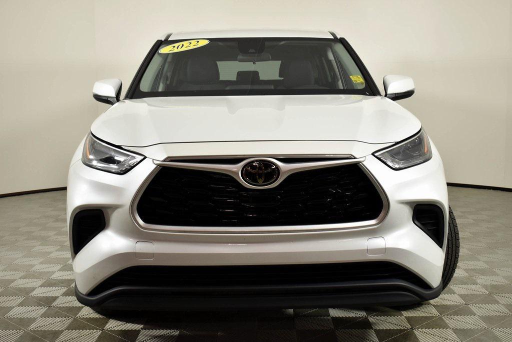 used 2022 Toyota Highlander car, priced at $24,998