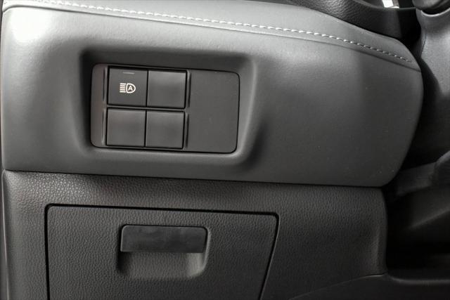 used 2022 Toyota Highlander car, priced at $28,796