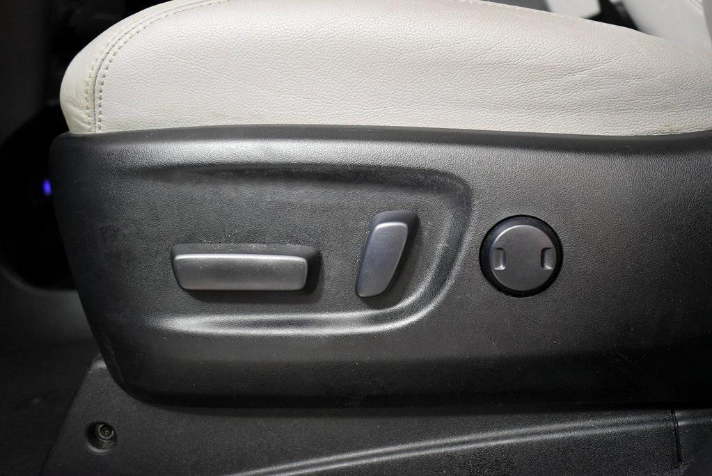 used 2019 Toyota Sienna car, priced at $26,899