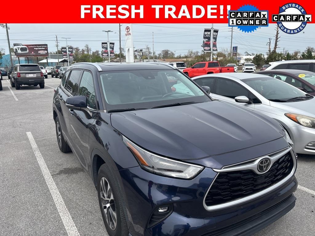 used 2021 Toyota Highlander car, priced at $37,932