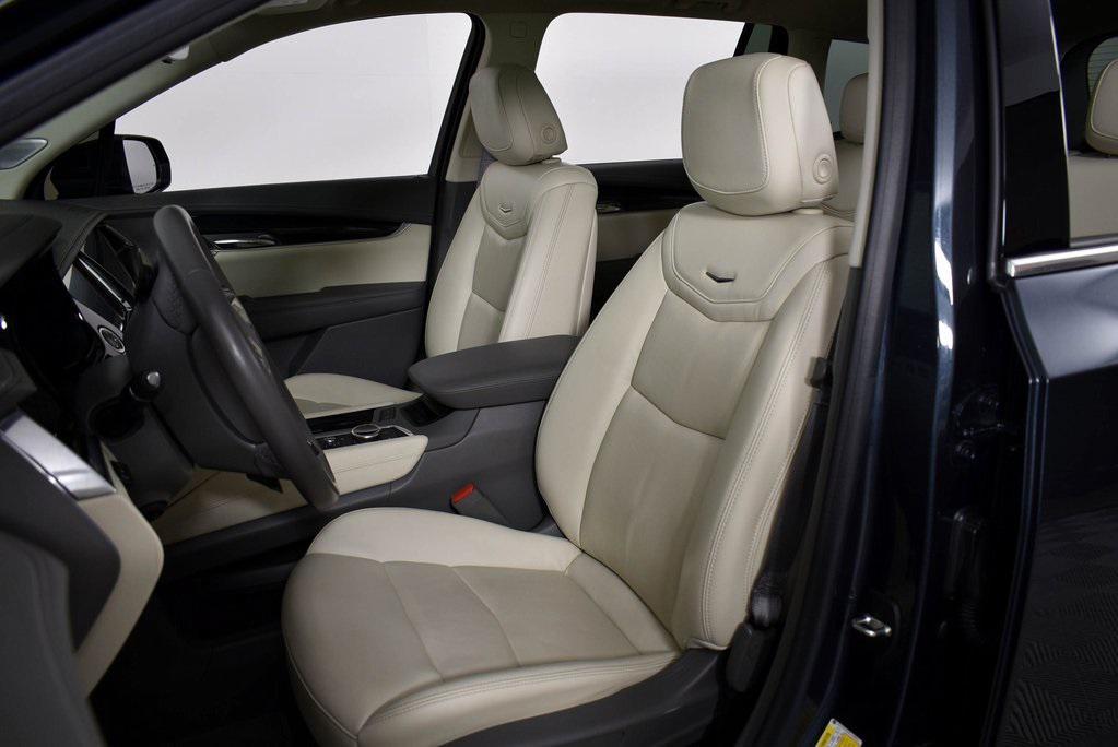 used 2020 Cadillac XT6 car, priced at $31,199