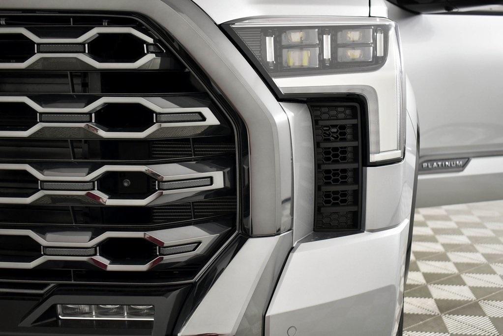 new 2025 Toyota Tundra Hybrid car, priced at $75,283