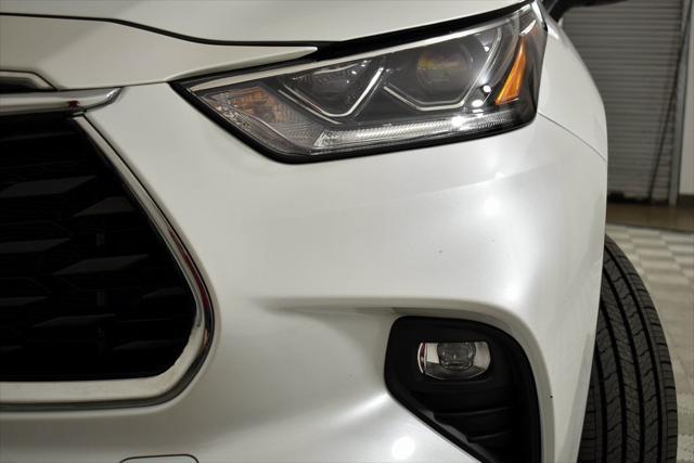 used 2023 Toyota Highlander car, priced at $48,320