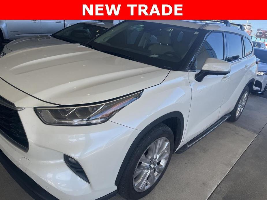 used 2021 Toyota Highlander car, priced at $38,342