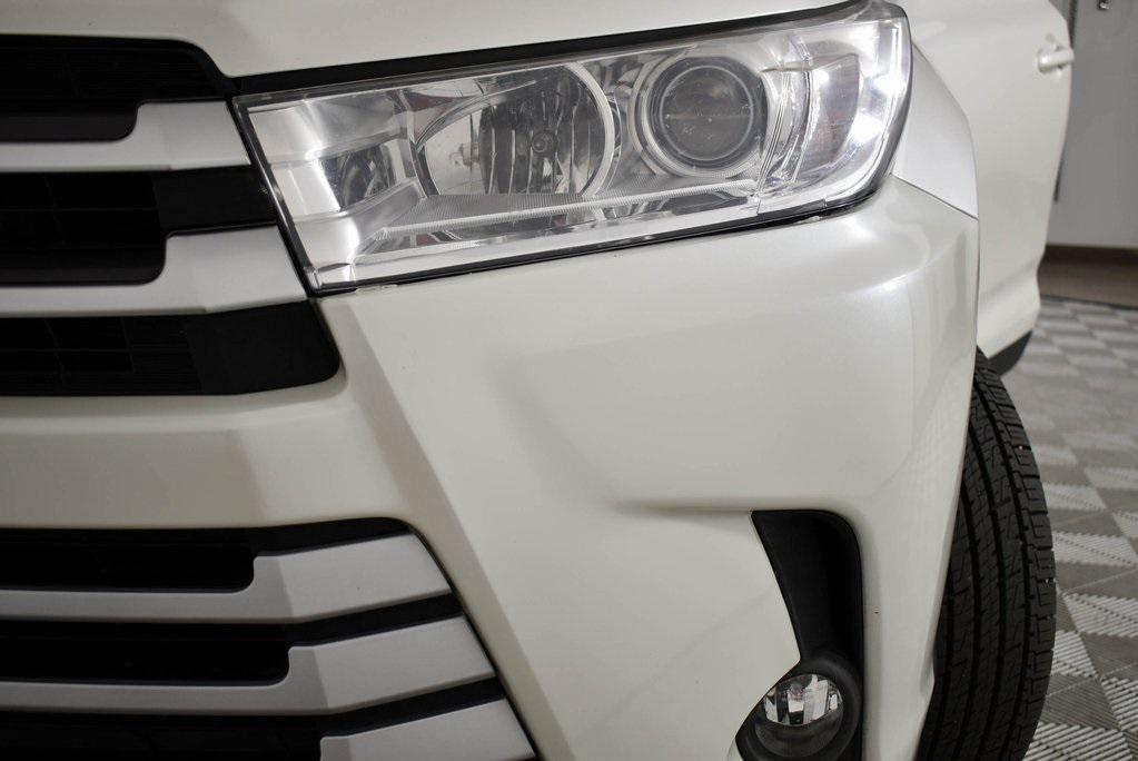 used 2019 Toyota Highlander car, priced at $24,998