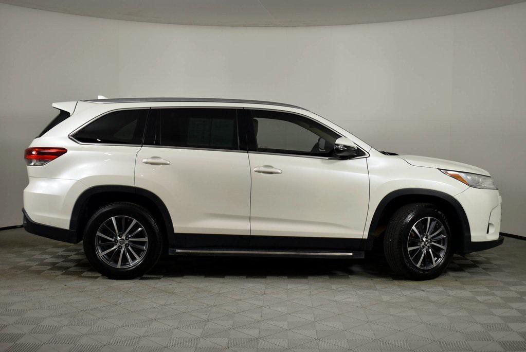 used 2019 Toyota Highlander car, priced at $24,998