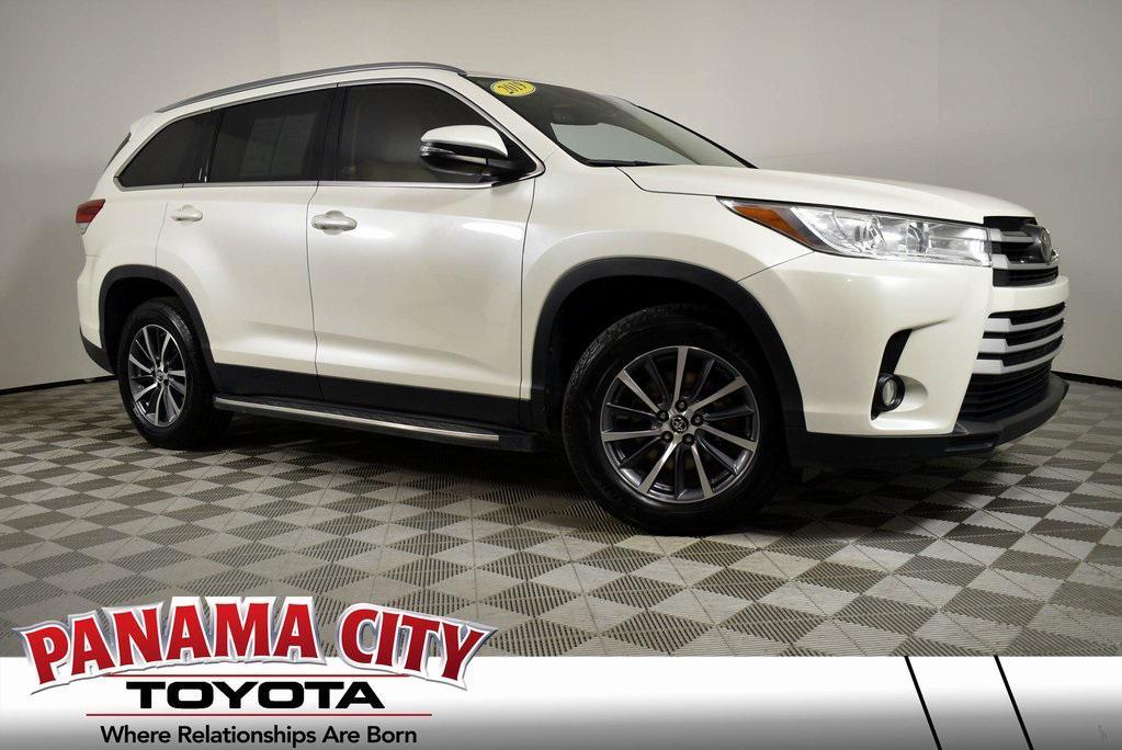 used 2019 Toyota Highlander car, priced at $24,998
