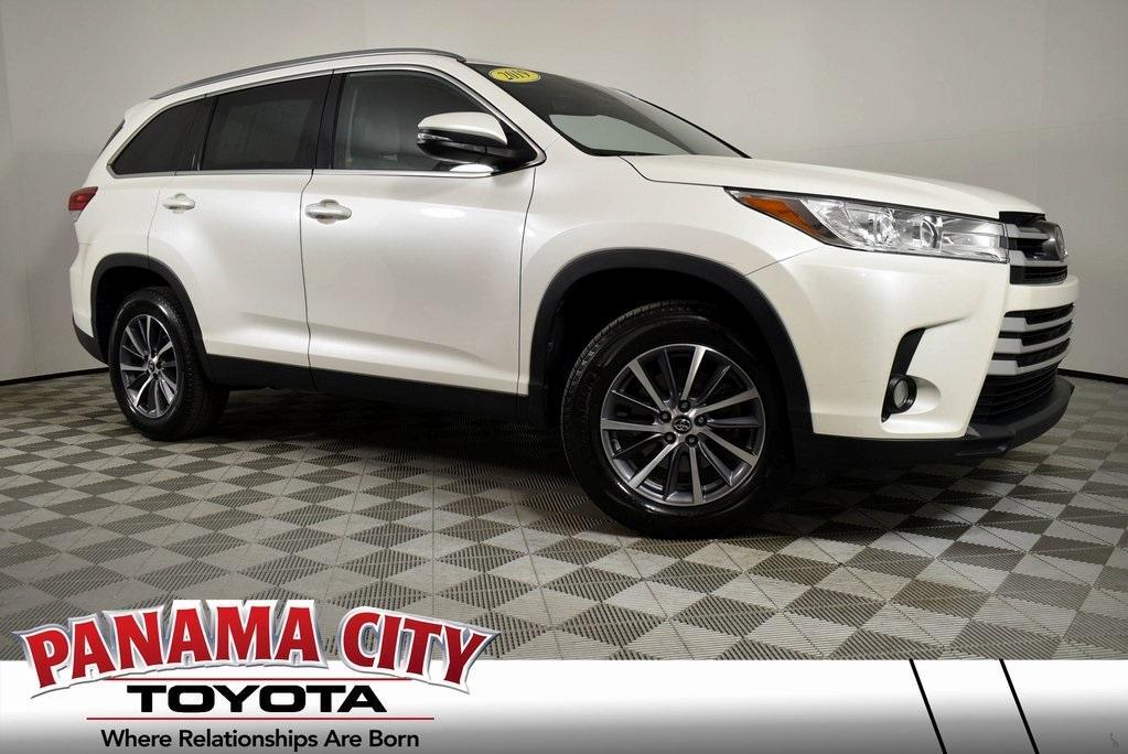 used 2019 Toyota Highlander car, priced at $28,839