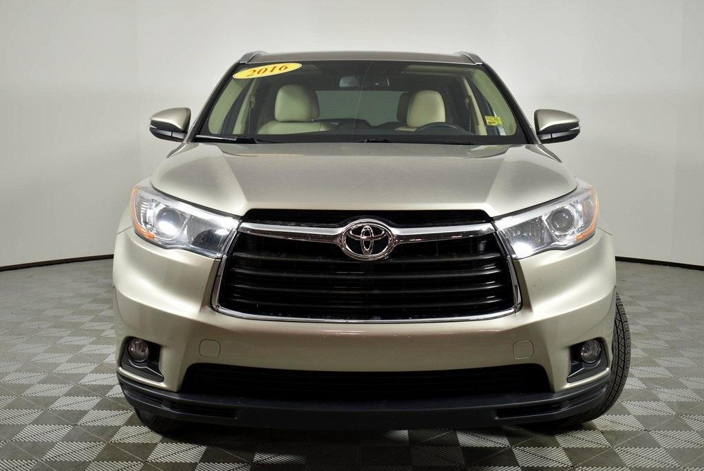 used 2016 Toyota Highlander car, priced at $23,488