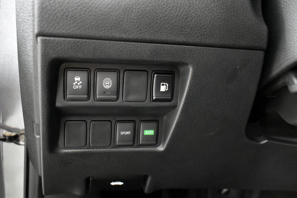 used 2020 Nissan Rogue car, priced at $18,499