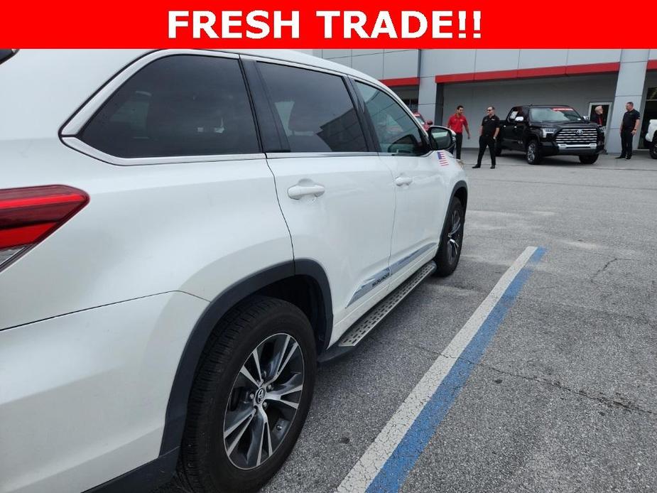 used 2017 Toyota Highlander car, priced at $23,465