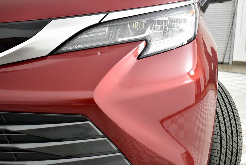 used 2023 Toyota Sienna car, priced at $50,899