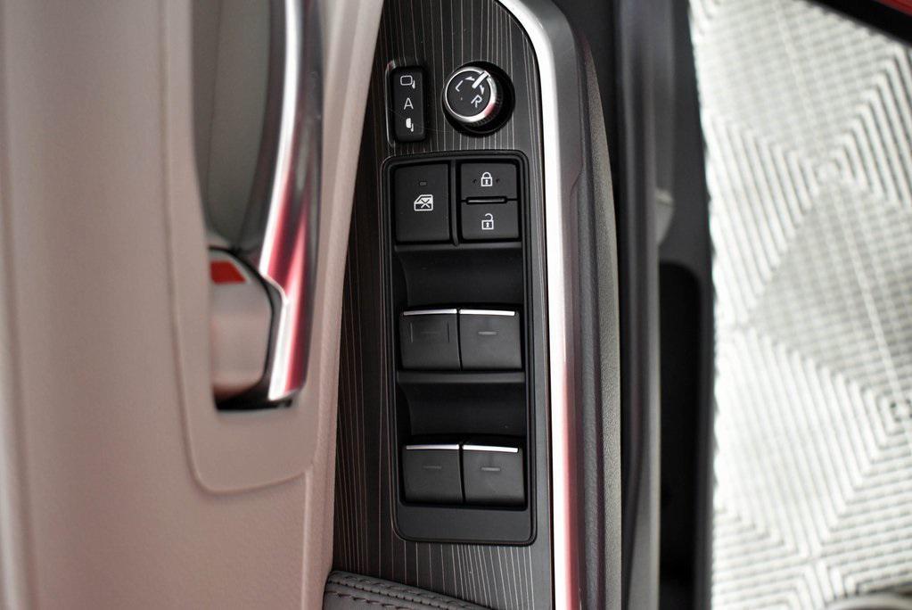 used 2023 Toyota Sienna car, priced at $50,899