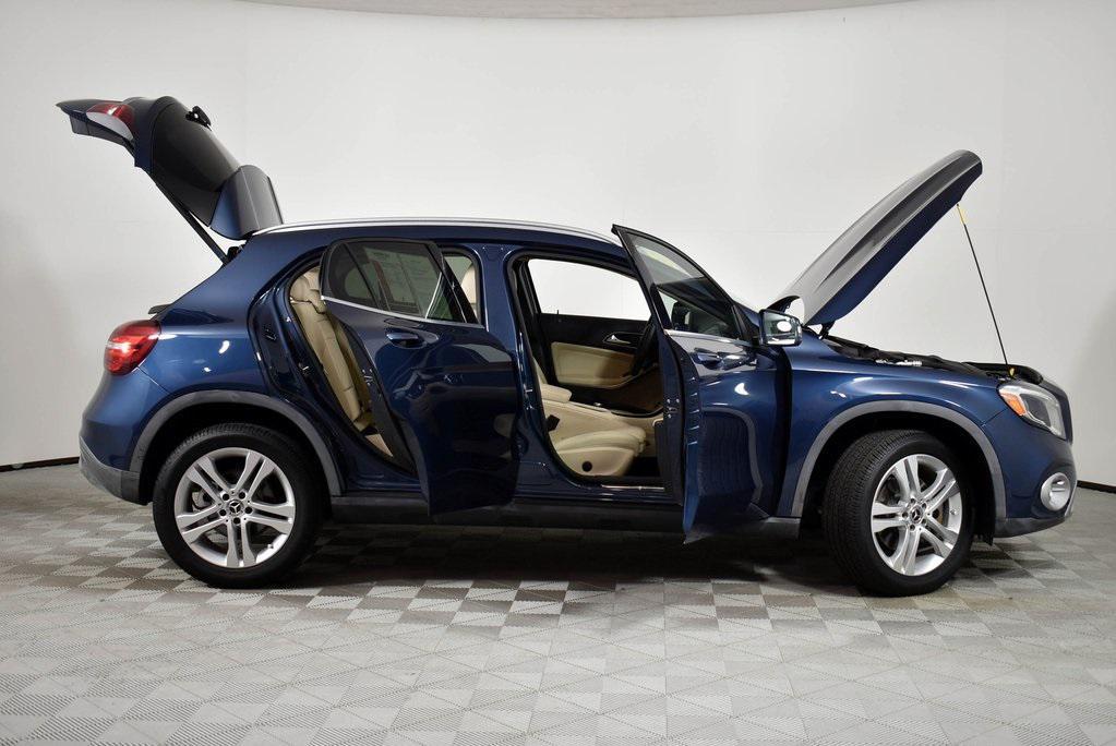 used 2020 Mercedes-Benz GLA 250 car, priced at $23,995