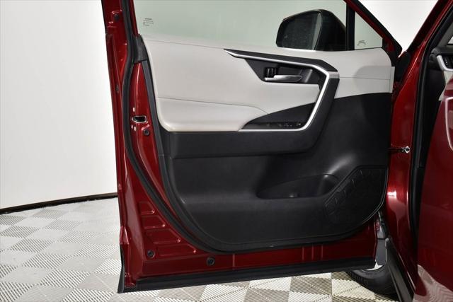 used 2020 Toyota RAV4 car, priced at $23,997
