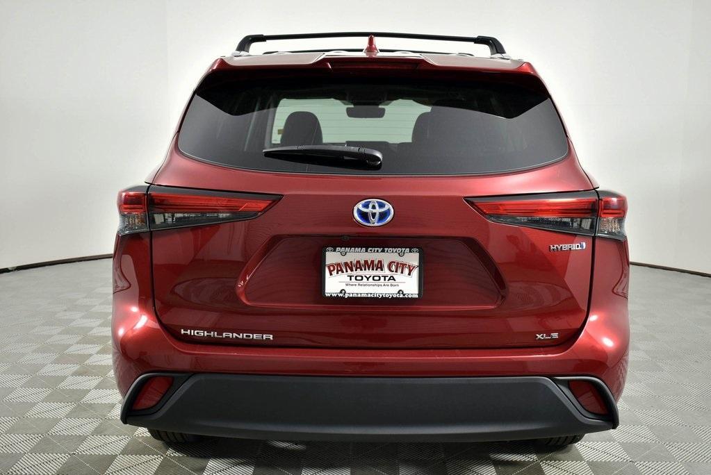 used 2022 Toyota Highlander Hybrid car, priced at $39,897