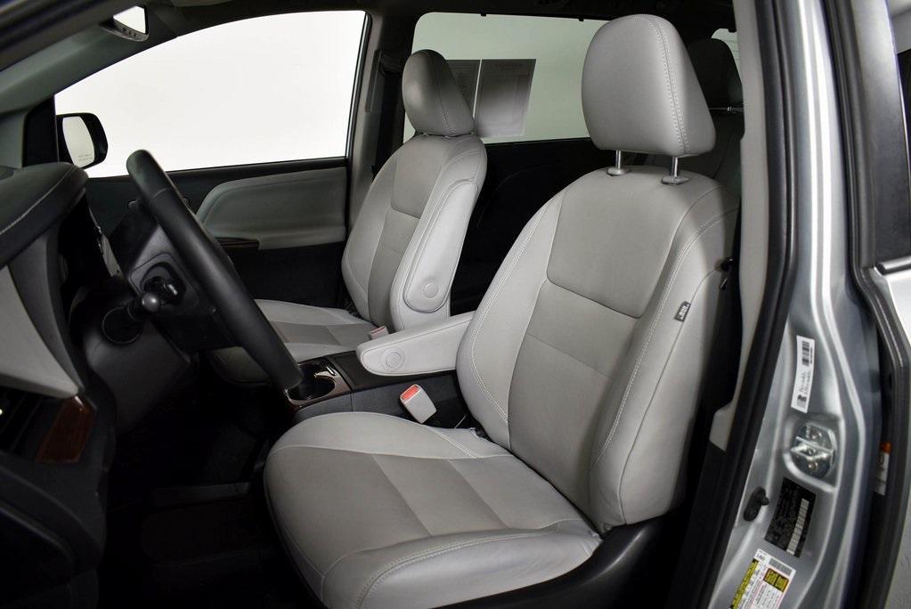 used 2020 Toyota Sienna car, priced at $31,778