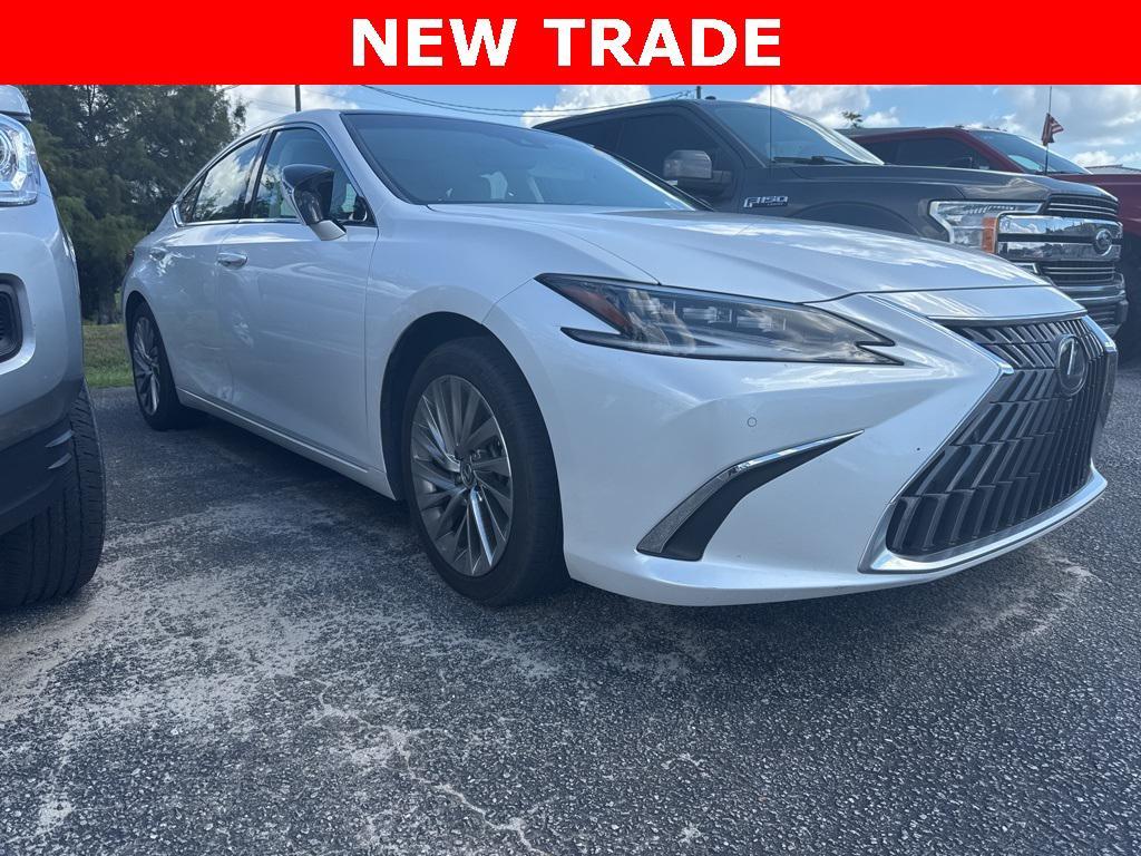 used 2023 Lexus ES 350 car, priced at $45,998