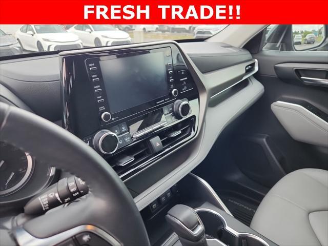 used 2020 Toyota Highlander car, priced at $33,467