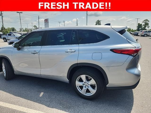 used 2022 Toyota Highlander car