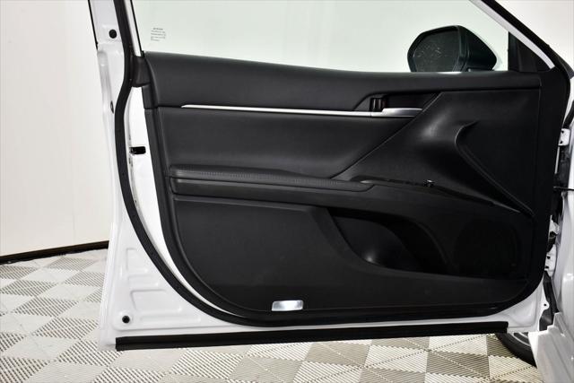 used 2022 Toyota Camry Hybrid car, priced at $27,989