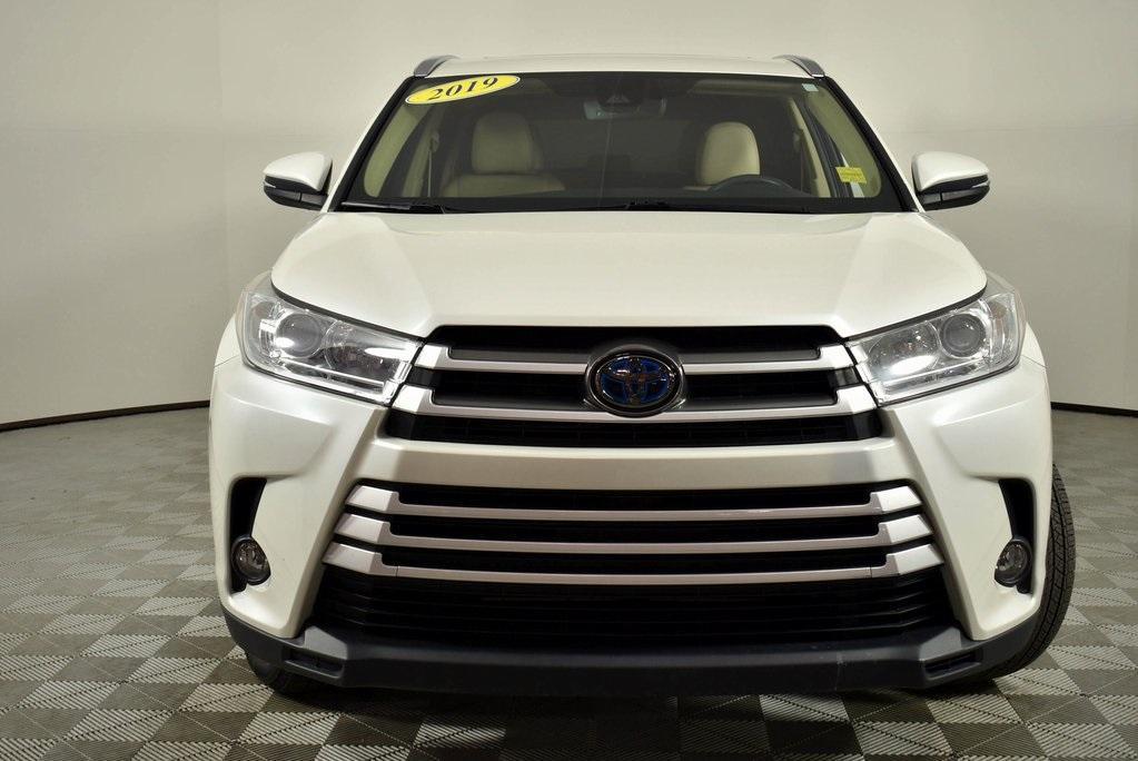 used 2019 Toyota Highlander Hybrid car, priced at $28,898