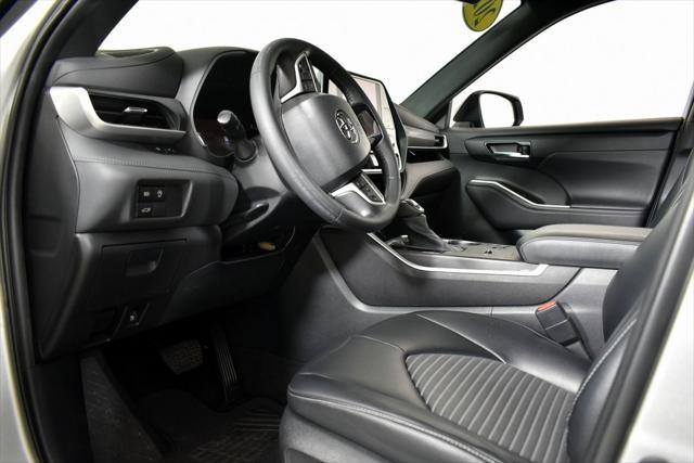 used 2023 Toyota Highlander car, priced at $44,488