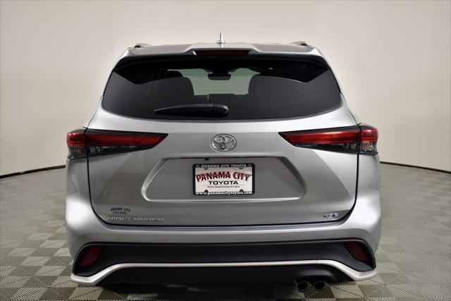 used 2023 Toyota Highlander car, priced at $44,488