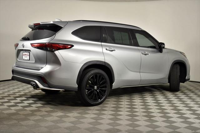 used 2023 Toyota Highlander car, priced at $44,488