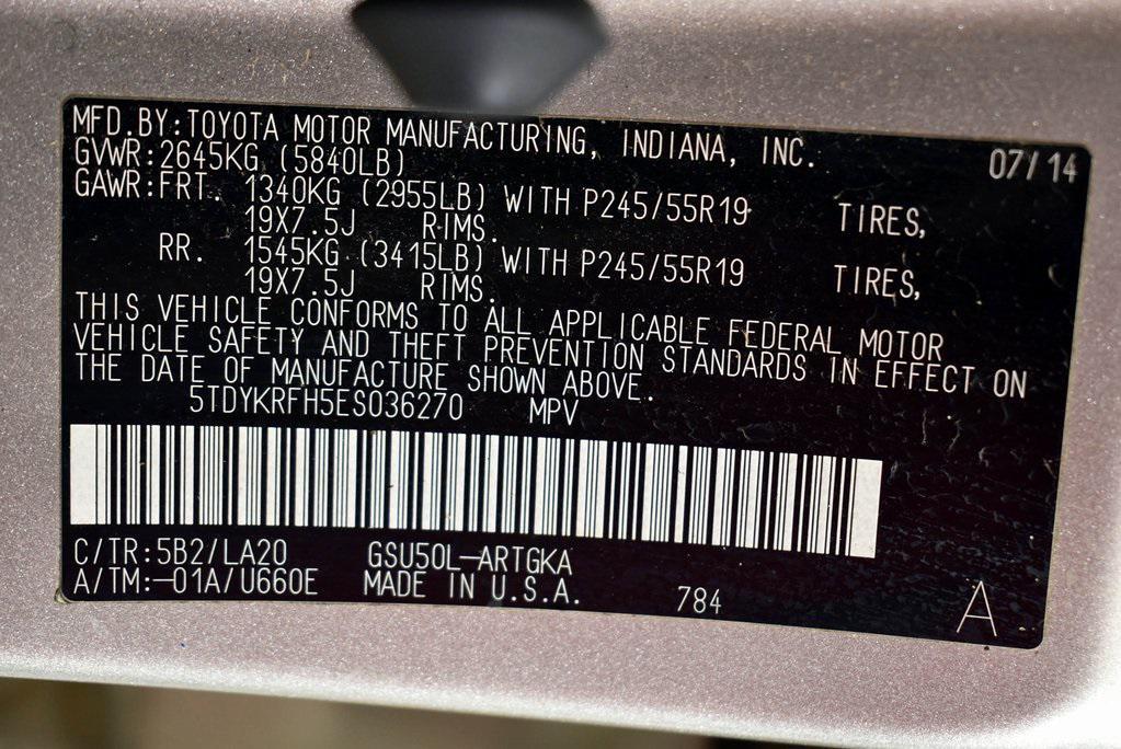 used 2014 Toyota Highlander car, priced at $16,899