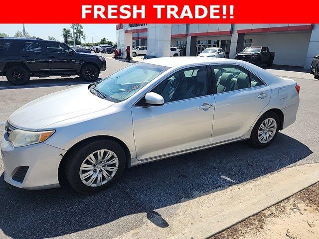 used 2014 Toyota Camry car, priced at $14,644