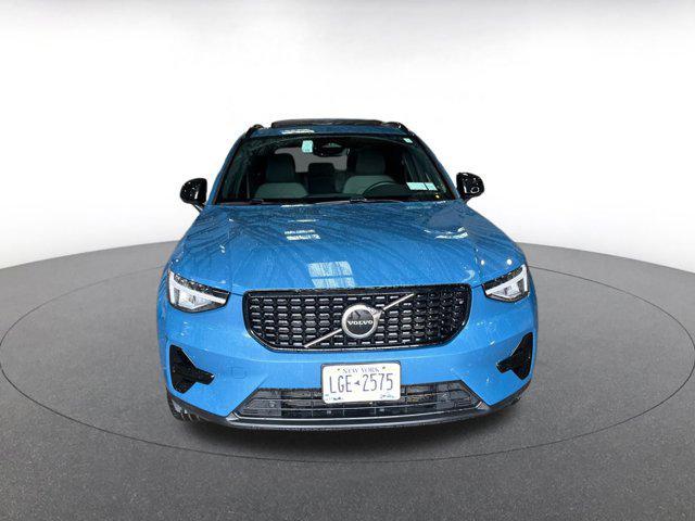 used 2024 Volvo XC40 car, priced at $26,378