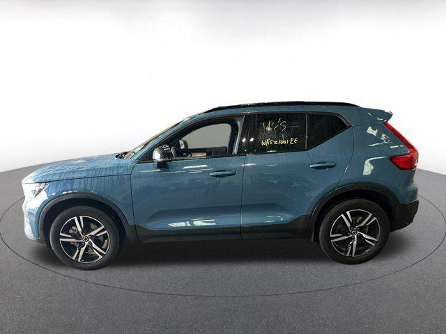 used 2024 Volvo XC40 car, priced at $26,378