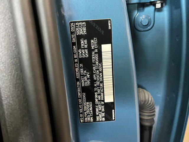 used 2024 Volvo XC40 car, priced at $26,378