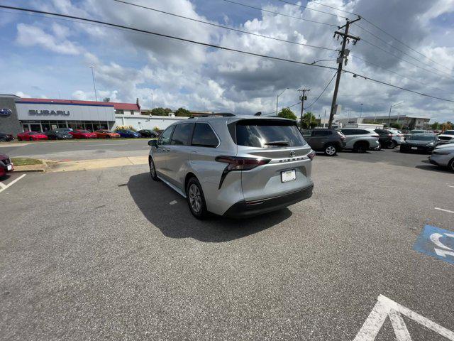 used 2023 Toyota Sienna car, priced at $42,625