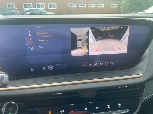used 2024 Buick Envision car, priced at $29,490