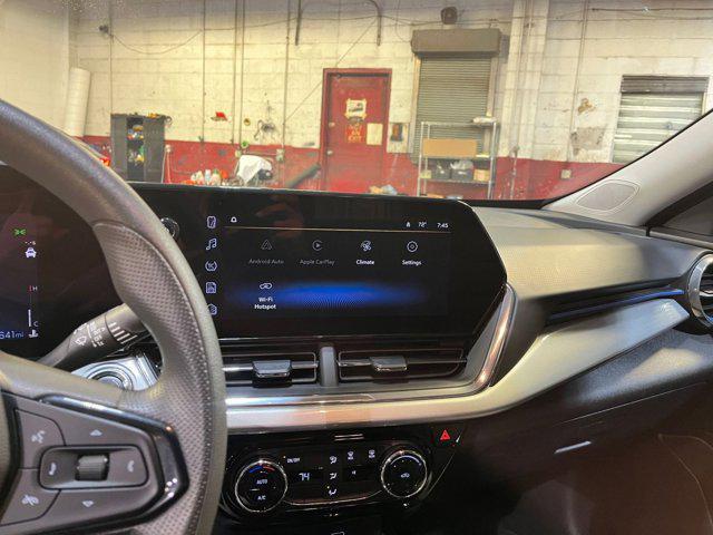 used 2025 Chevrolet Trax car, priced at $20,935