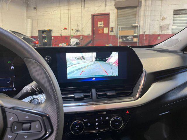 used 2025 Chevrolet Trax car, priced at $20,935