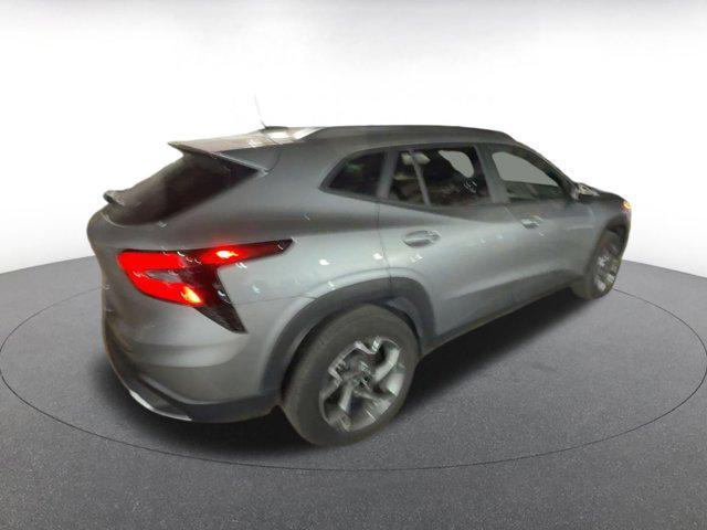 used 2025 Chevrolet Trax car, priced at $20,981