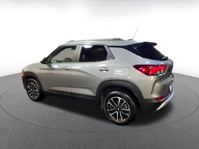 used 2025 Chevrolet TrailBlazer car, priced at $21,888