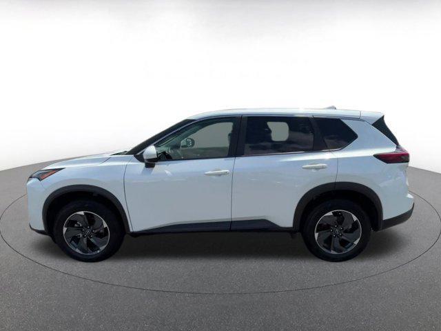 used 2024 Nissan Rogue car, priced at $21,918