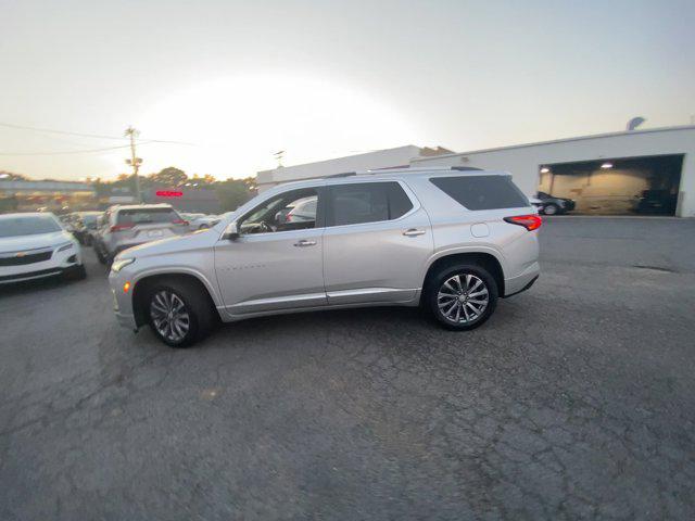 used 2022 Chevrolet Traverse car, priced at $31,515