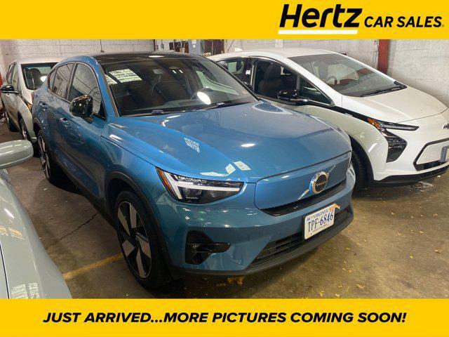 used 2023 Volvo C40 Recharge Pure Electric car, priced at $26,990