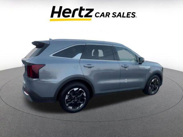 used 2024 Kia Sorento car, priced at $30,335