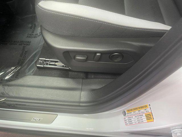 used 2024 Buick Envision car, priced at $30,465