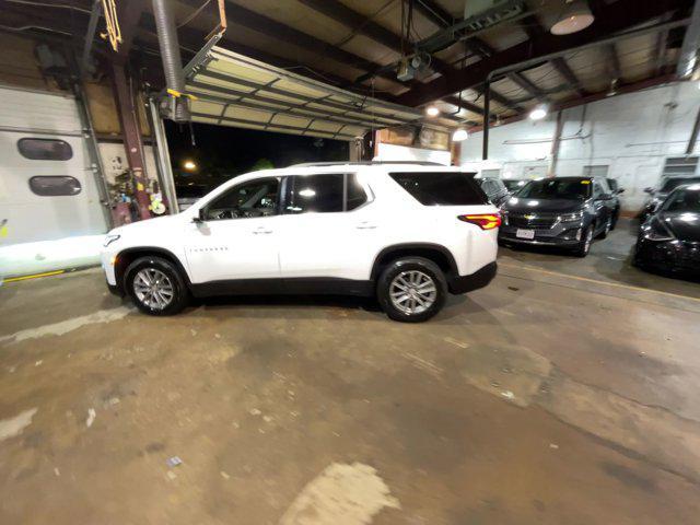 used 2023 Chevrolet Traverse car, priced at $27,127