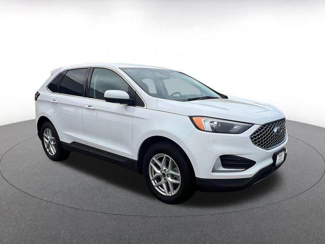used 2024 Ford Edge car, priced at $25,333
