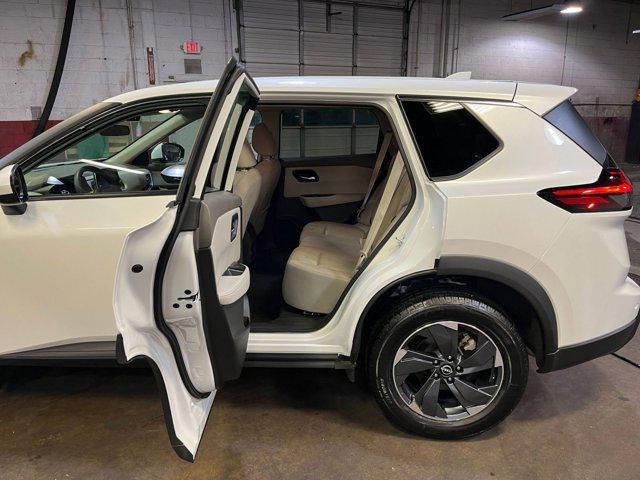 used 2024 Nissan Rogue car, priced at $25,005